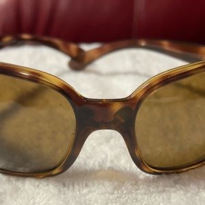 Women’s sunglasses